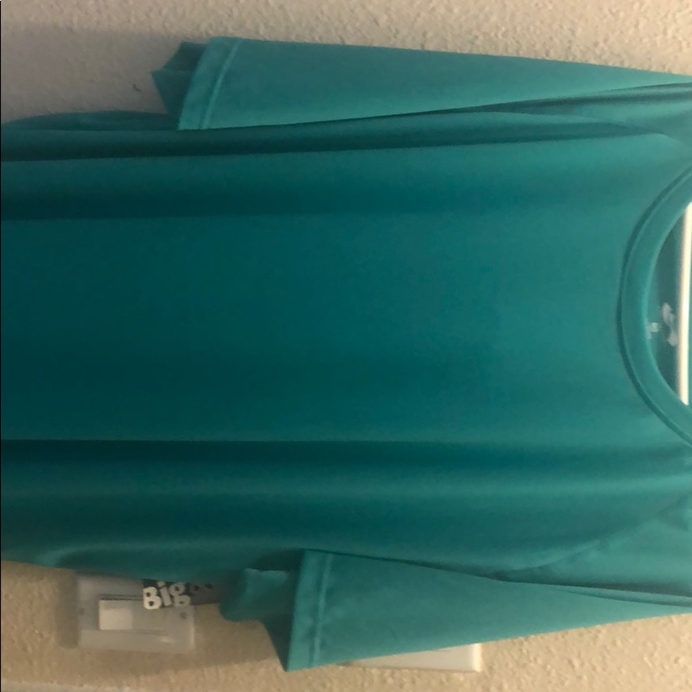 Performance shirt NWT